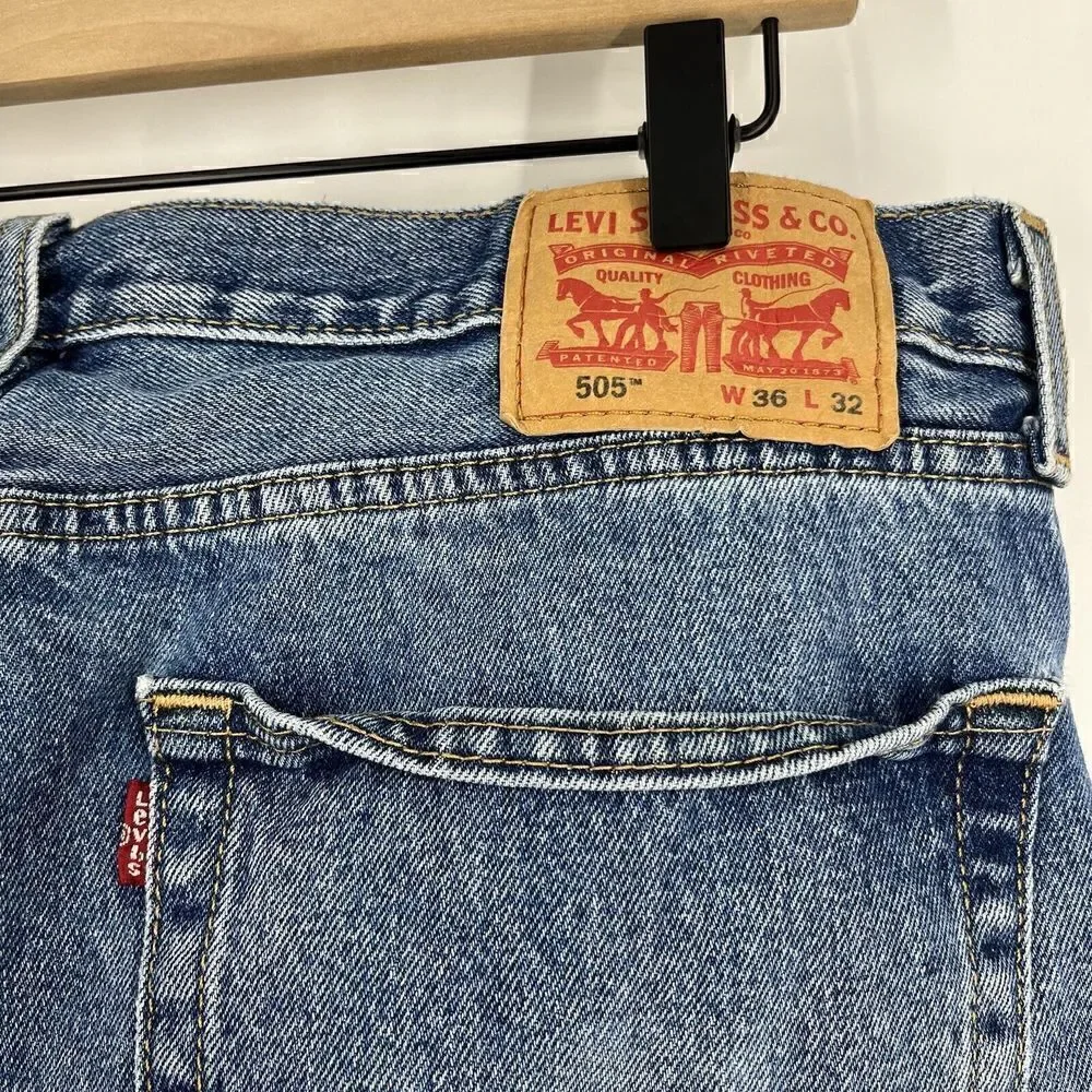 Levis 505 Jeans 36x32 Mens Faded Blue Distressed Denim Straight Leg Cotton